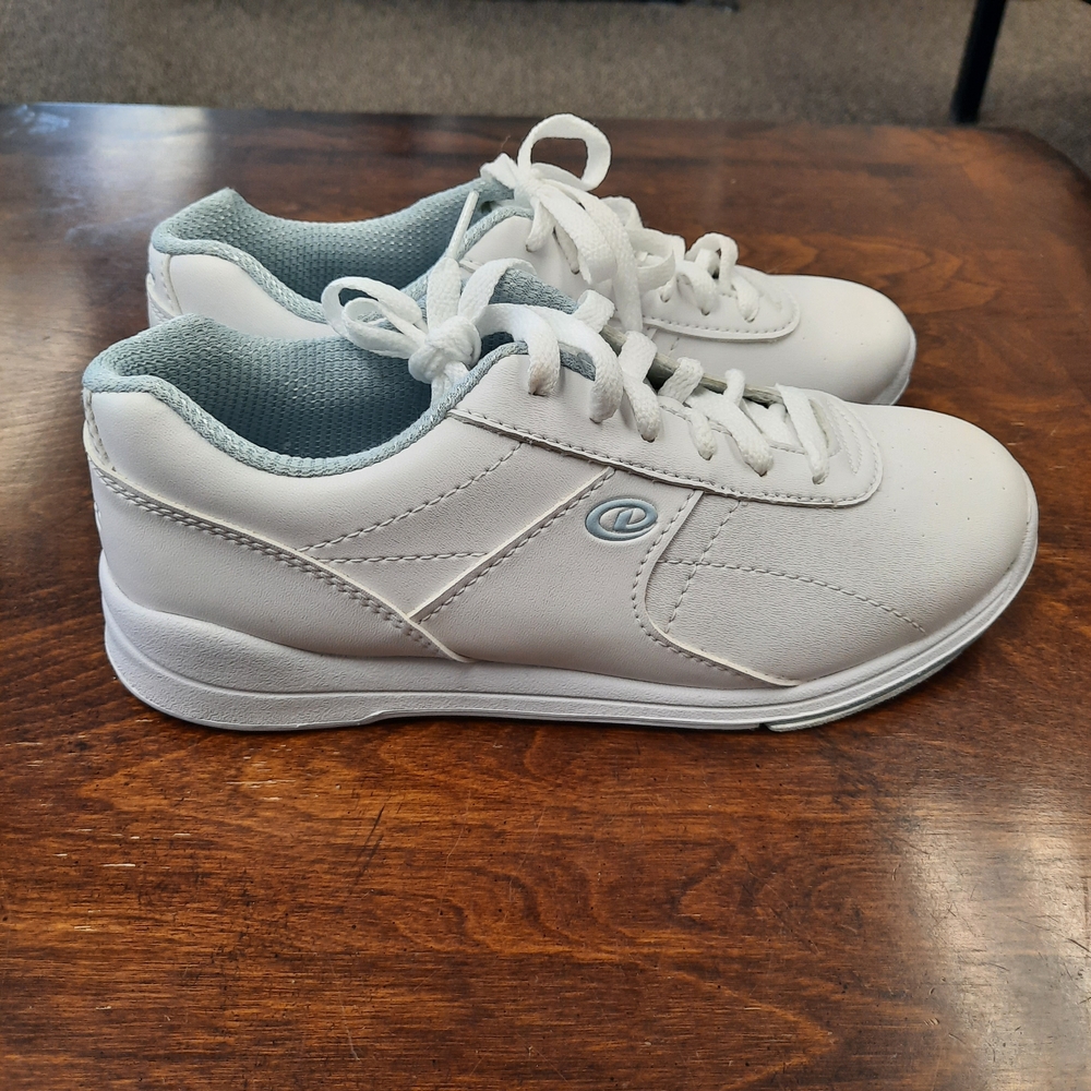 Dexter White Bowling Shoes - Picture 3 of 9